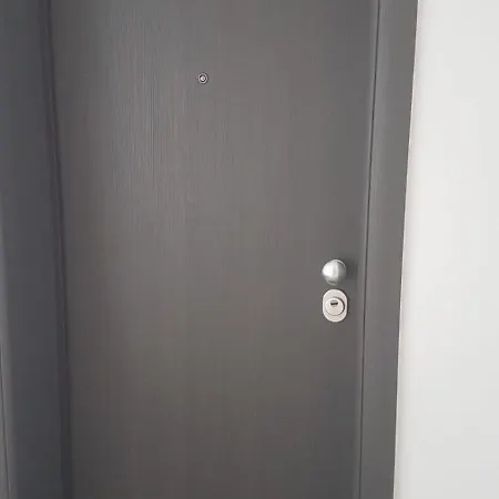 S&s Luxury With Balcony, 10 Minutes Walk To Old Town, Free Parking * 扎达尔