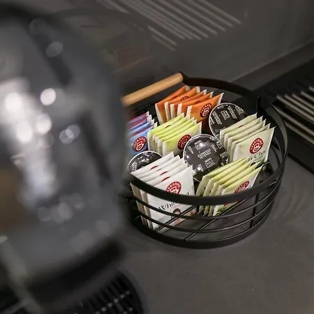 公寓 S&s Luxury With Balcony, 10 Minutes Walk To Old Town, Free Parking