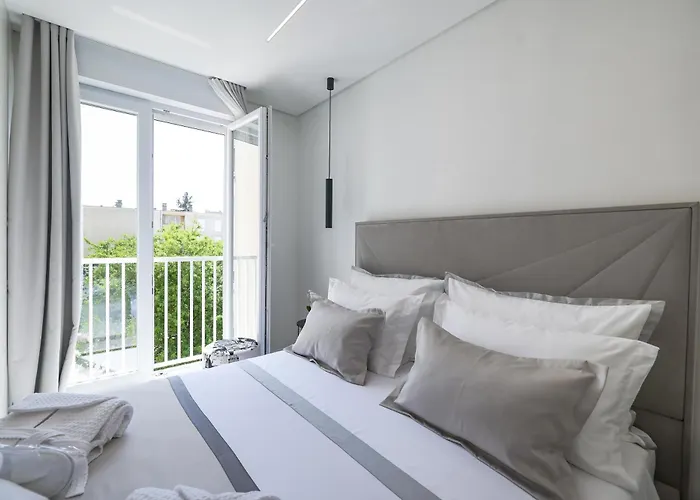 S&s Luxury With Balcony, 10 Minutes Walk To Old Town, Free Parking * Zadar